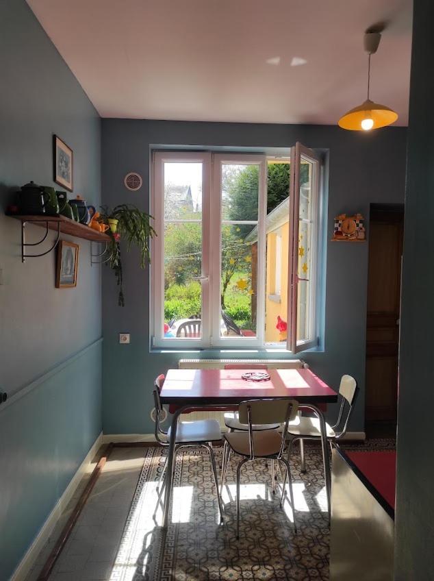 Revin Cour Et Jardinヴィラ エクステリア 写真